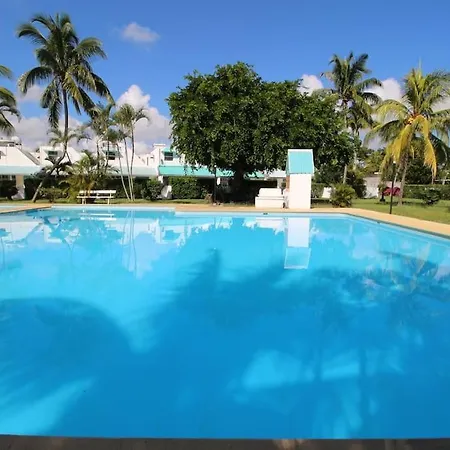 Residence Les Cygnes, Pereybere. Pereybere Beach Exterior photo