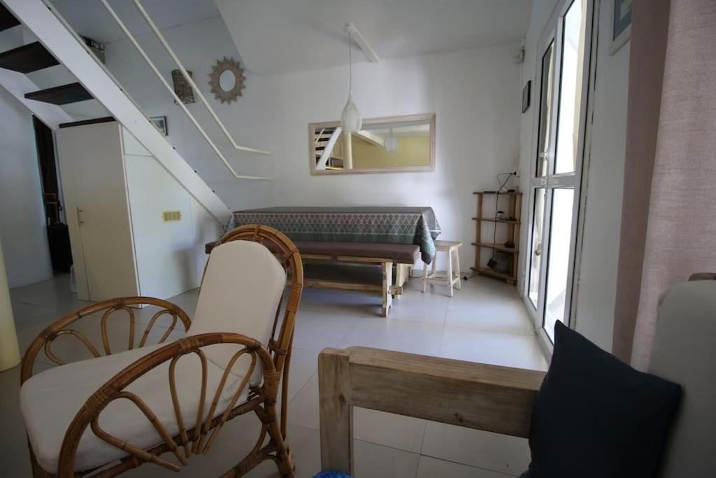 Les Cygnes, Pereybere. Holiday home Pereybere Beach