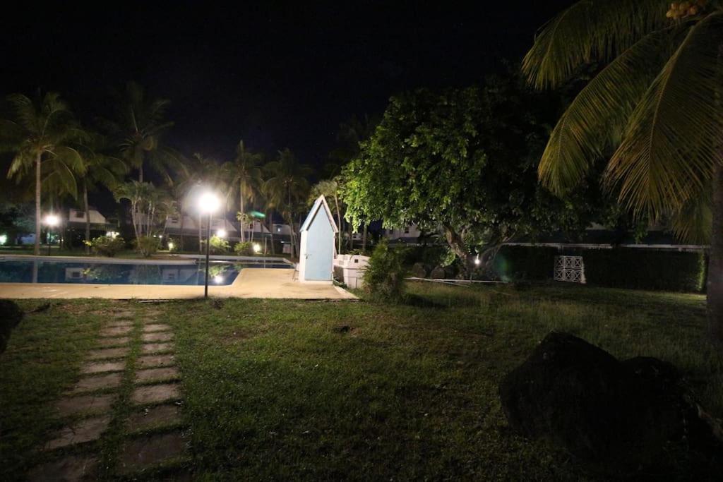 Les Cygnes, Pereybere. Holiday home